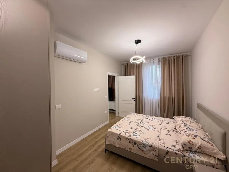 Tirane, jepet me qera apartament 1+1 Kati 6, 66 m² 600 € (Fusha e Aviacionit)
