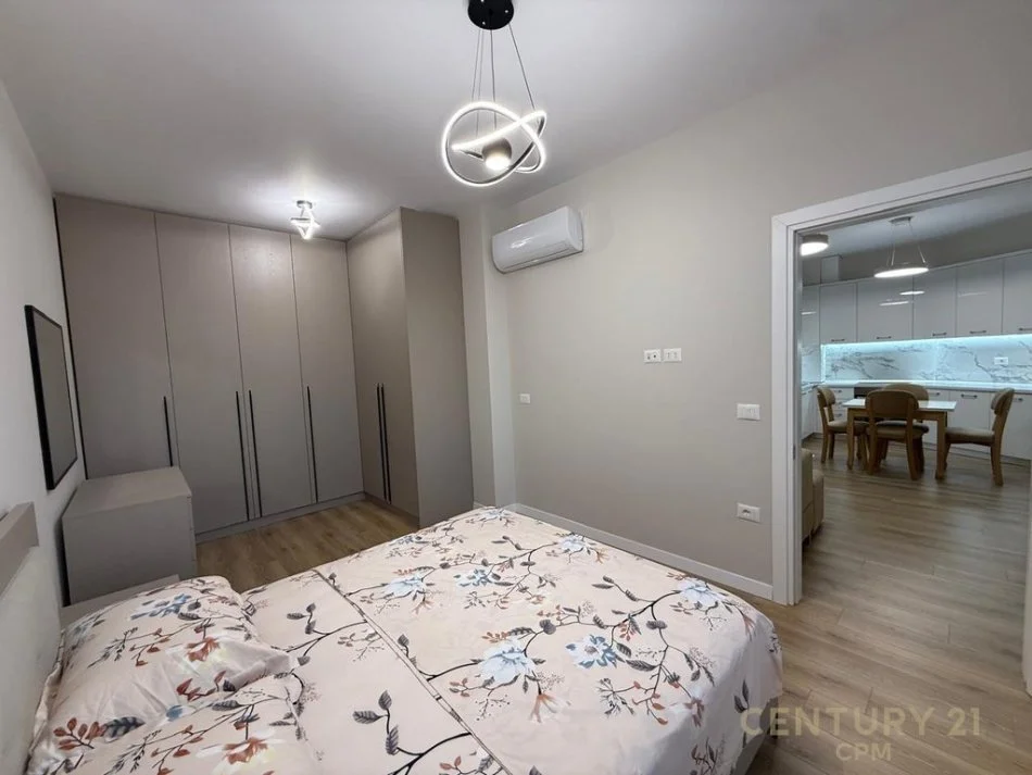Tirane, jepet me qera apartament 1+1 Kati 6, 66 m² 600 € (Fusha e Aviacionit)
