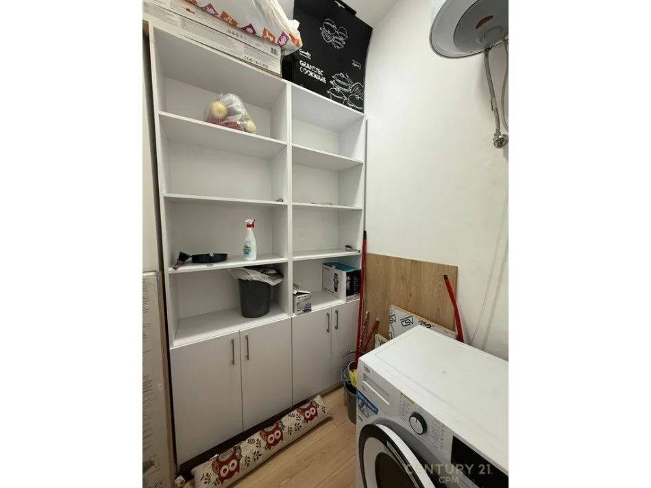 Tirane, jepet me qera apartament 1+1+Ballkon Kati 6, 65 m² 600 € (smart115194)