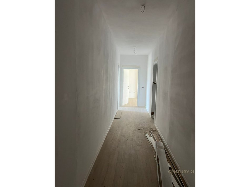 Tirane, shitet apartament 2+1+Ballkon Kati 3, 108 m² 185.000 € (JORDAN MISJA)