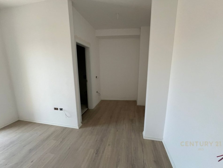 Tirane, shitet apartament 2+1+Ballkon Kati 3, 108 m² 185.000 € (JORDAN MISJA)