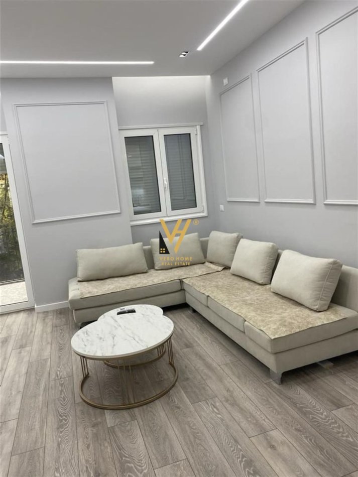 Vlore, shitet apartament 2+1+Ballkon Kati 2, 112 m² 230.000 € (VLORE)