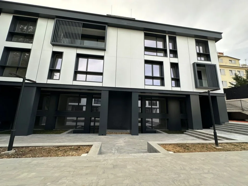 Tirane, shitet apartament 2+1+2 +Post Parkim , 118 m² ,2200 EURO/m2 (Rezidenca Altea)