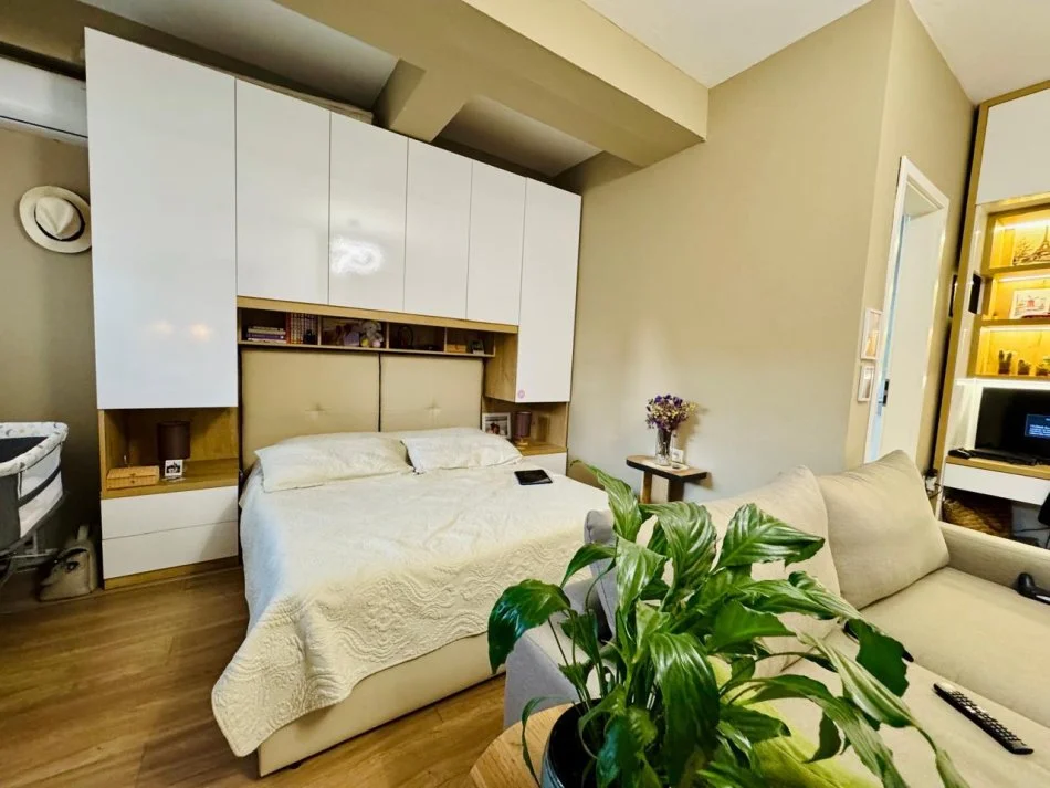 Tirane, shitet garsonier 1+1 Kati 0, 42 m² 65.000 € (Ali Demi)