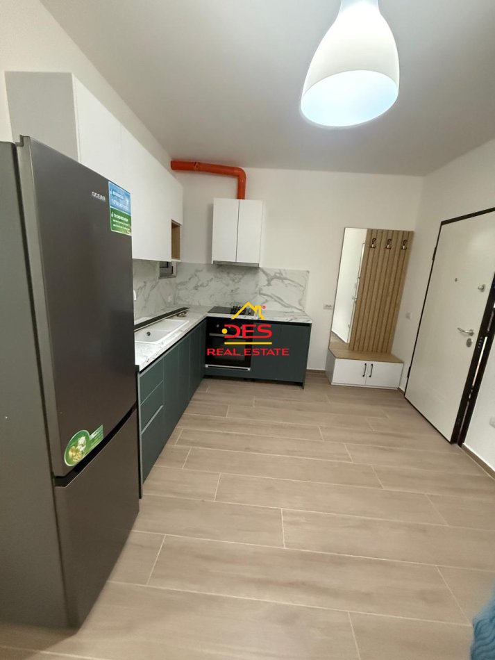 Radhime - Orikum, jepet me qera apartament 1+1+Ballkon Kati 3, 300 m² 300 € (Orikum, Vlorë)