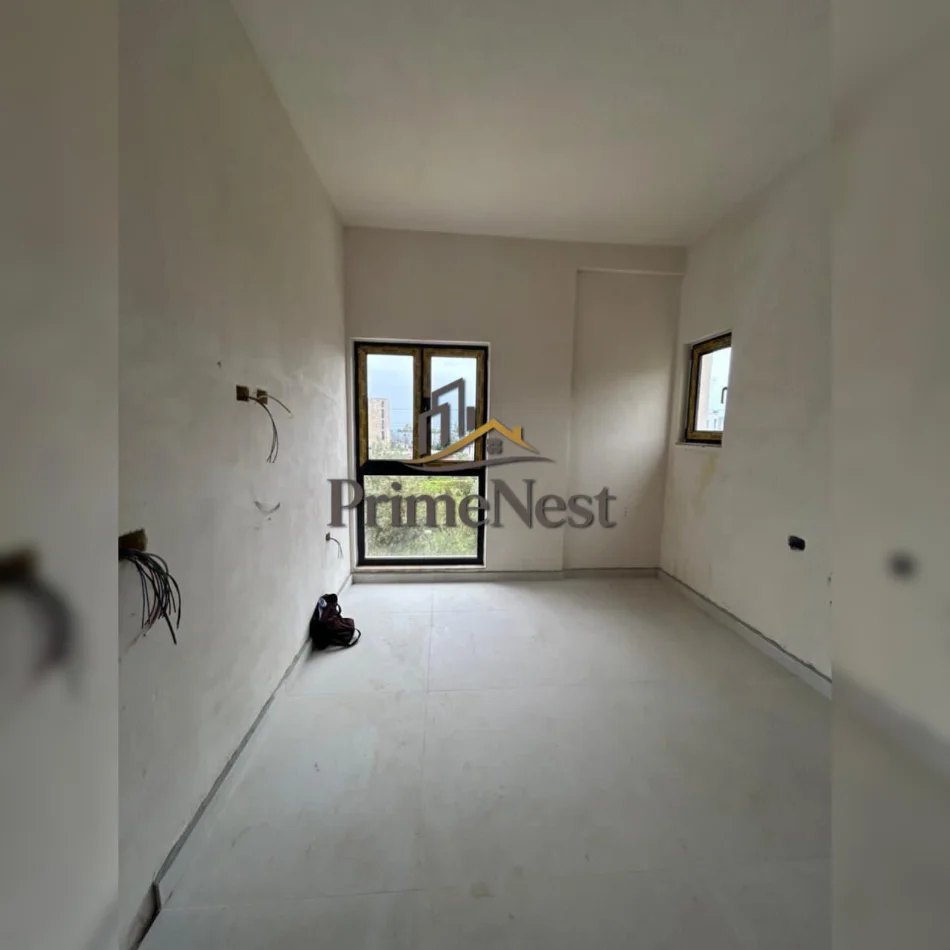 Shitet Vile 2 Katshe , 175 m² Qeparo