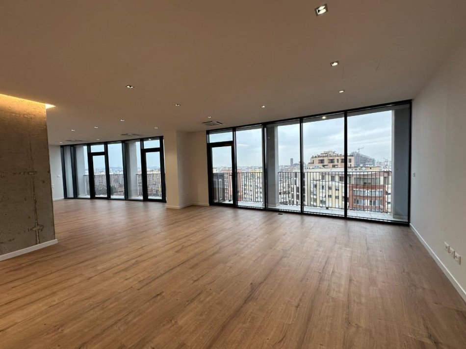 Tirane, jepet me qera zyre Kati 7, 480 m² 9.600 € (ZOGU I ZI)