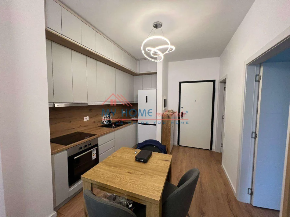 Tirane, jepet me qera apartament 1+1+Ballkon Kati 2, 58 m² 450 € (5 Maji)