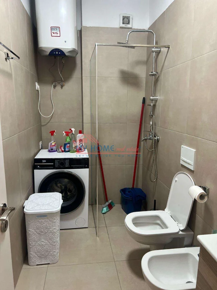Tirane, jepet me qera apartament 1+1+Ballkon Kati 2, 58 m² 450 € (5 Maji)