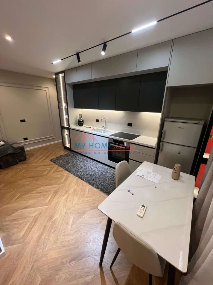 Tirane, jepet me qera apartament 1+1+Ballkon Kati 1, 73 m² 650 € (Rezidenca Kodra e Diellit 1)