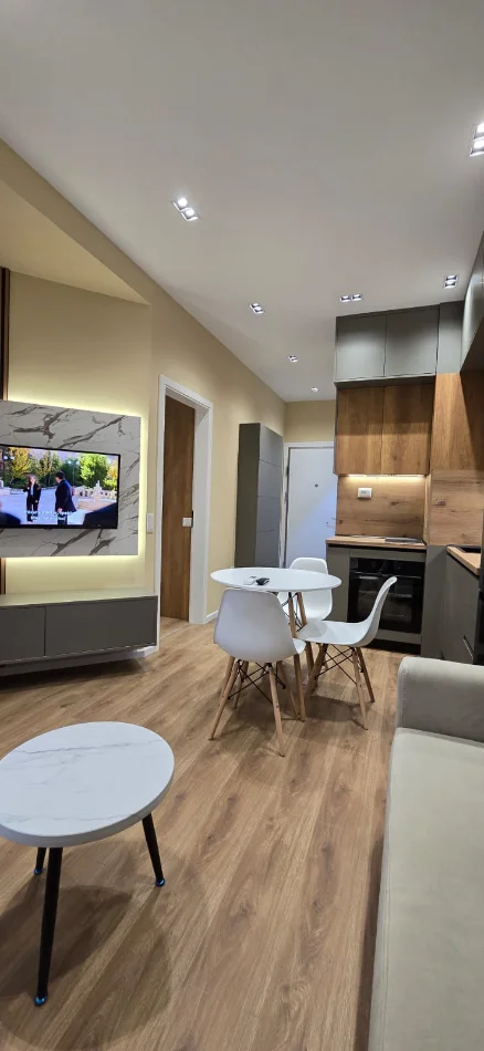 Tirane, jepet me qera nga Pronari, pa-komision apartament 1+1 Kati 7,