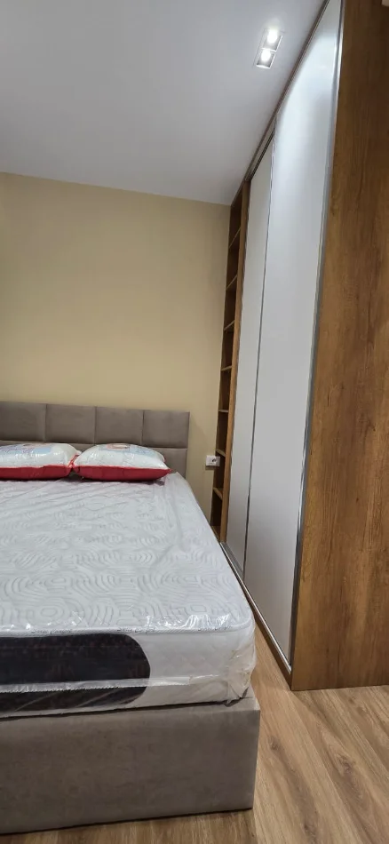 Tirane, jepet me qera nga Pronari, pa-komision apartament 1+1 Kati 7,