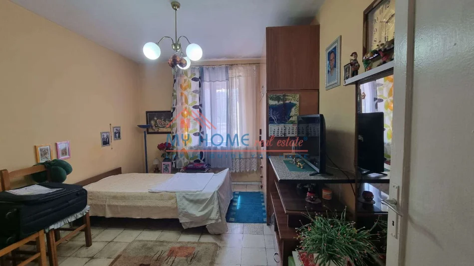 Tirane, shitet apartament 1+1+Ballkon Kati 2, 62 m² 155.000 € (Rruga Medar Shtylla)