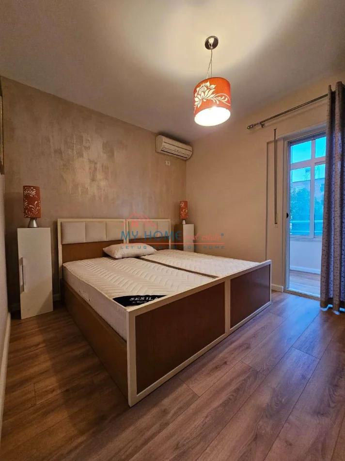 Tirane, shitet apartament 1+1+Ballkon Kati 3, 67 m² 163.000 € (Rruga Mine Peza)
