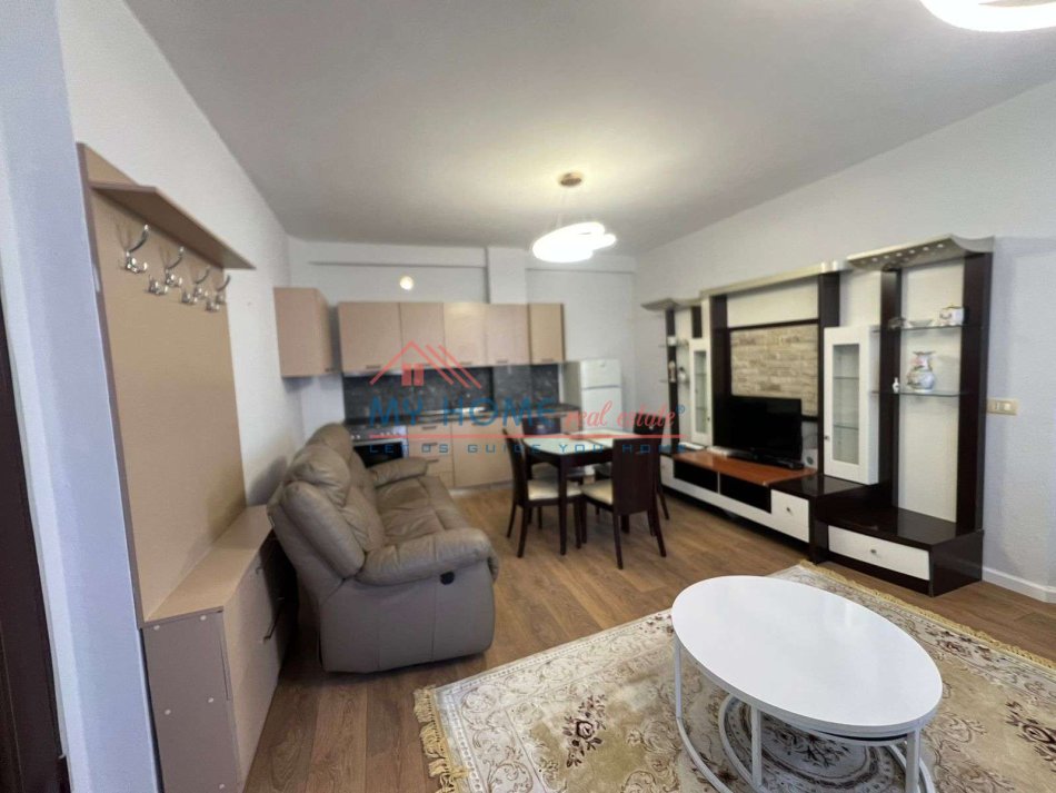 Tirane, shitet apartament 1+1+Ballkon Kati 1, 64 m² 95.000 € (Rruga Dalip Topi)