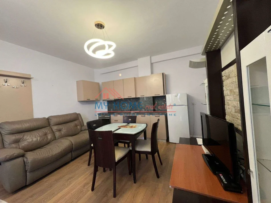 Tirane, shitet apartament 1+1+Ballkon Kati 1, 64 m² 89.000 € (Fresk)