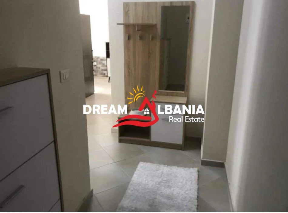 Tirane, jepet me qera apartament 1+1 , 55 m² 370 € (ne zonen e Freskut, Rruga Muhamet Deliu)