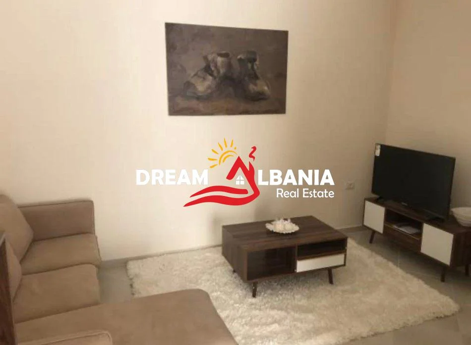 Tirane, jepet me qera apartament 1+1 , 55 m² 370 € (ne zonen e Freskut, Rruga Muhamet Deliu)