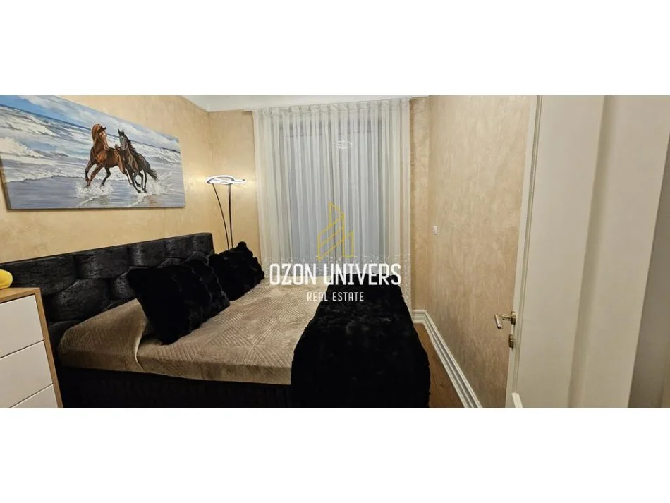 Tirane, jepet me qera apartament 2+1+Ballkon Kati 5, 135 m² 2.300 € (Bllok)