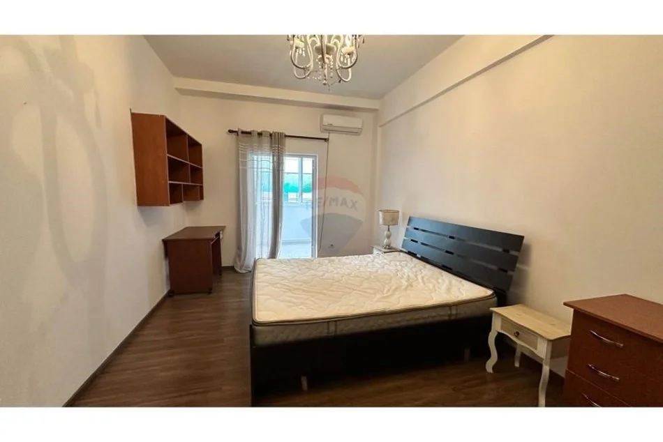 Tirane, jepet me qera apartament 1+1 Kati 2, 60 m² 550 € (myslym shyri)