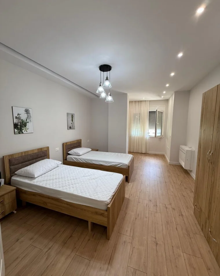 Shitet Apartament 2+1+2+ post parkimi ,  me pamje deti,Vollga – Durres