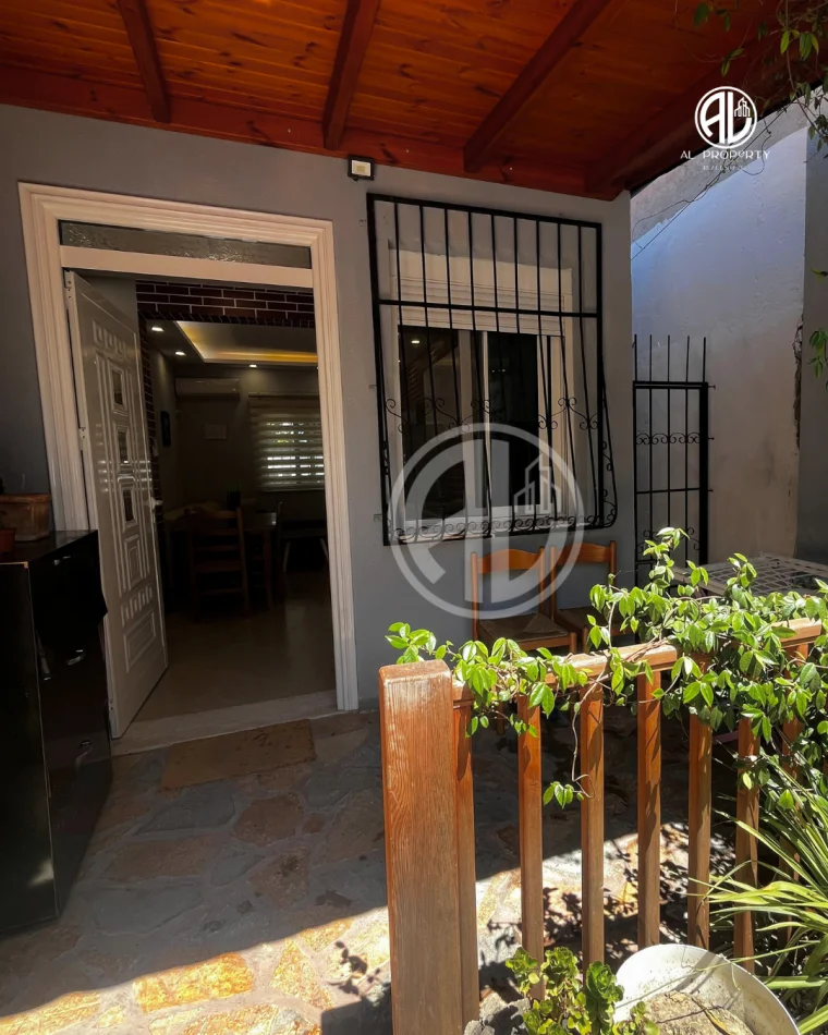 Durres, jepet me qera 1 Katshe , 500 € 