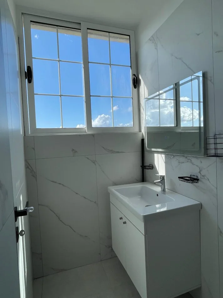 Tirane, shitet apartament 2+1+Ballkon Kati 4, 110 m² 258.000 € (Perball Delijorgjit)