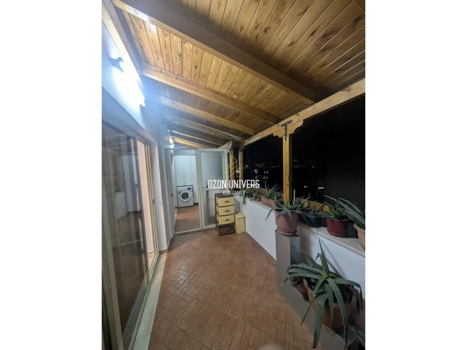 Tirane, jepet me qera apartament 2+1+Ballkon Kati 6, 120 m² 600 € (Myslym Shyr)