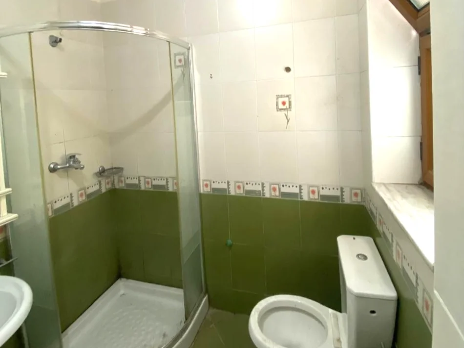 Tirane, shitet apartament 1+1 , 71 m² 78.056 € 