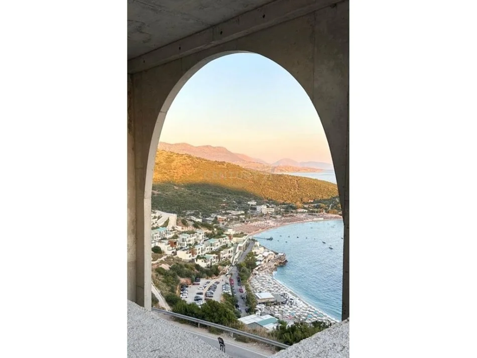 Vlore, shitet Vile 2+1 Kati 4, 300 m² (Folie Village, Jalë)