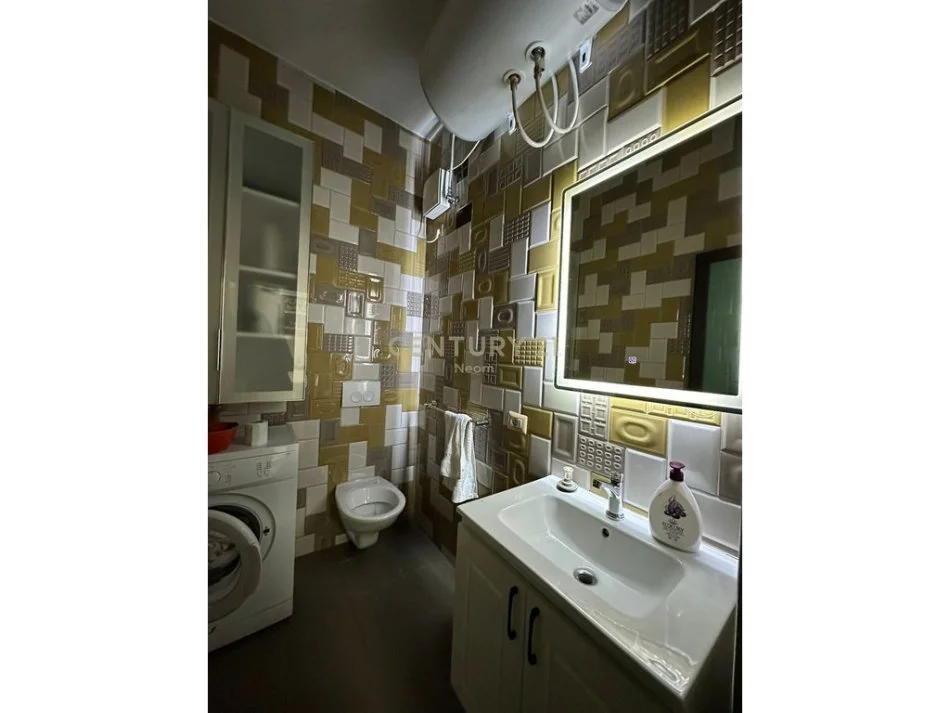 Tirane, shes AMBIENT KOMERCIAL DHE BIZNES BEAUTY SPACE! 180.000 €