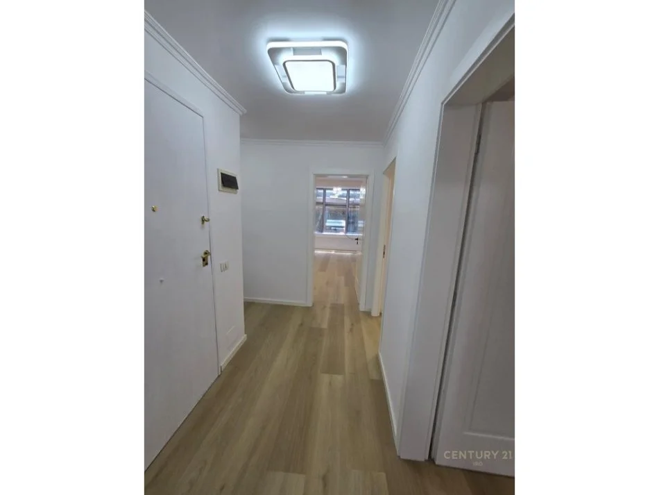Tirane, shitet apartament 2+1 Kati 2, 75 m² 188.000 € 