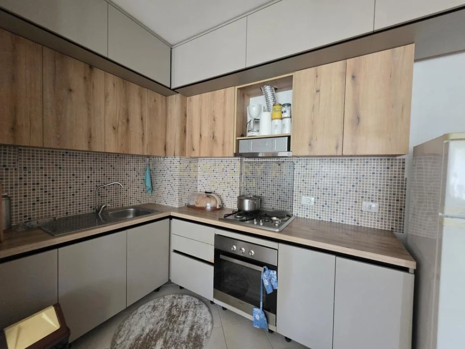 shitet apartament 2+1 Kati 1, 101 m² 130.000 €
