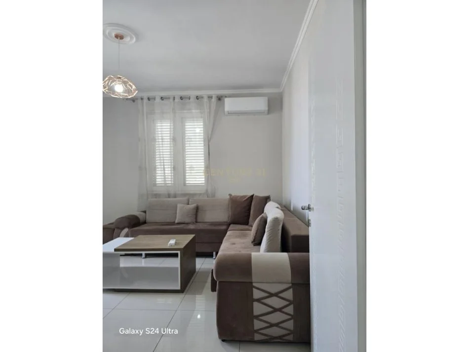 Durres Plazh, jepet me qera apartament 1+1 Kati 3, 65 m² 350 € (Plazh Durres)