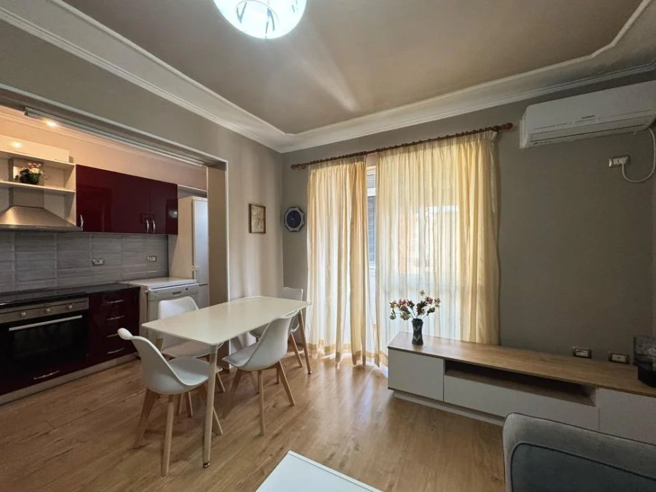 Tirane, shitet apartament Kati 5, 78 m² 135.000 € 