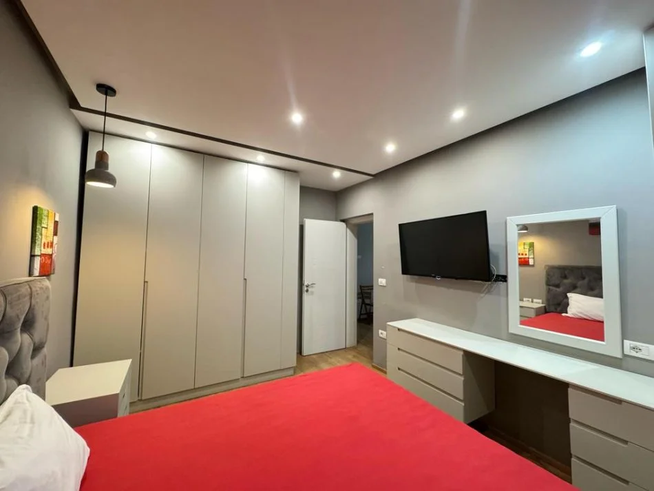 Tirane, shitet apartament 3+1 Kati 5, 78 m² 135.000 € (Rruga Irfan Tomini)