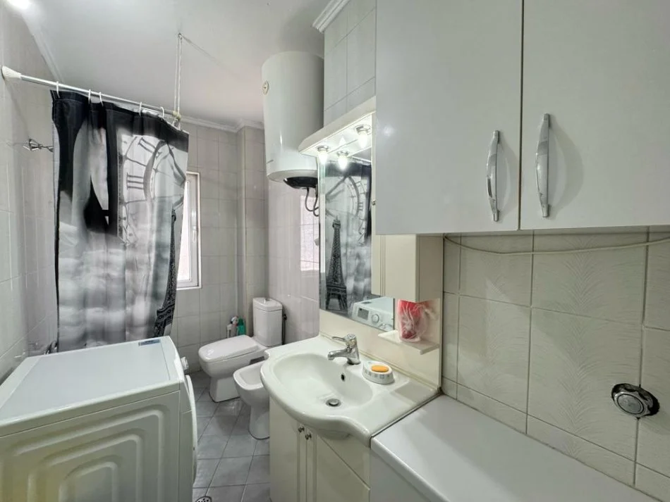 Tirane, shitet apartament Kati 5, 78 m² 135.000 € 