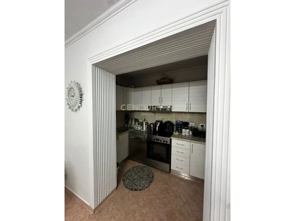 Tirane, shitet Vile 3 Katshe Kati 0, 214 m² 320.000 € (Neom115389)