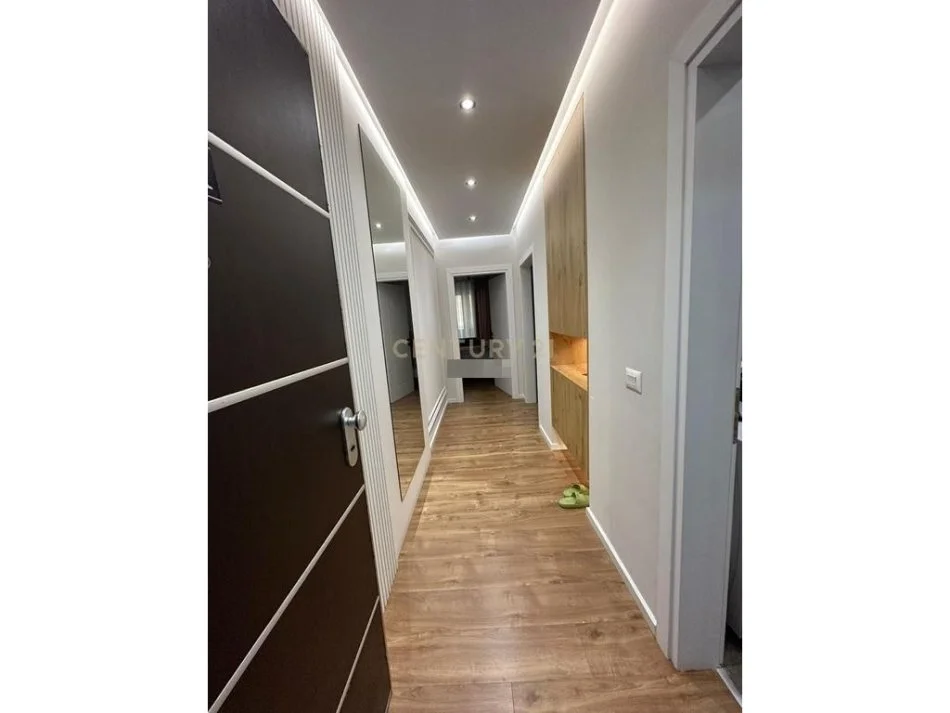 Tirane, shitet apartament 2+1 Kati 3, 89 m² 230.000 € (Kodra e Diellit)
