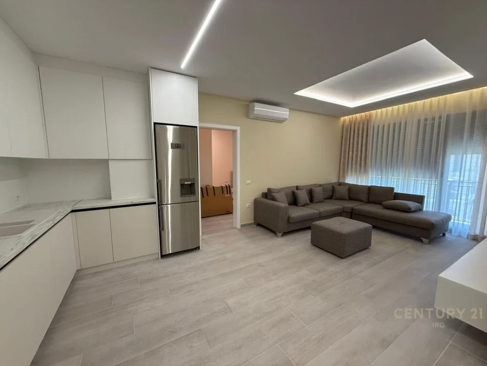 Tirane, jap me qera apartament 2+1+2+POST PARKIMI+Ballkon , 115 m² 1.200 € (Liqeni i Thatë)