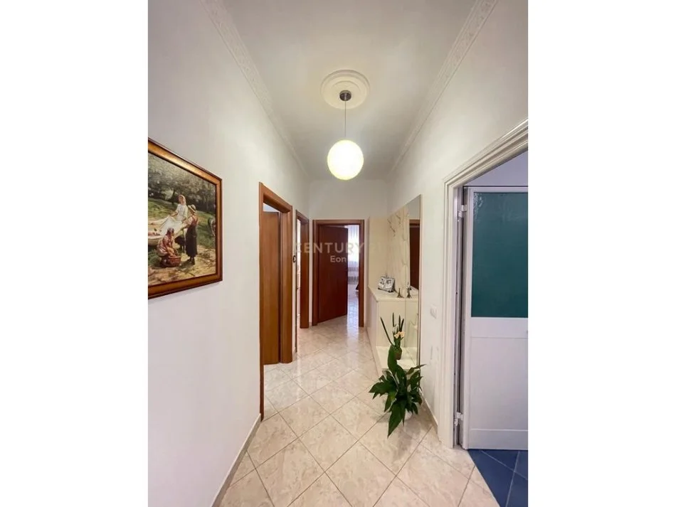 Durres, shitet apartament 2+1 Kati 9, 78 m² 120.000 € (PLAZH, ILIRIA)