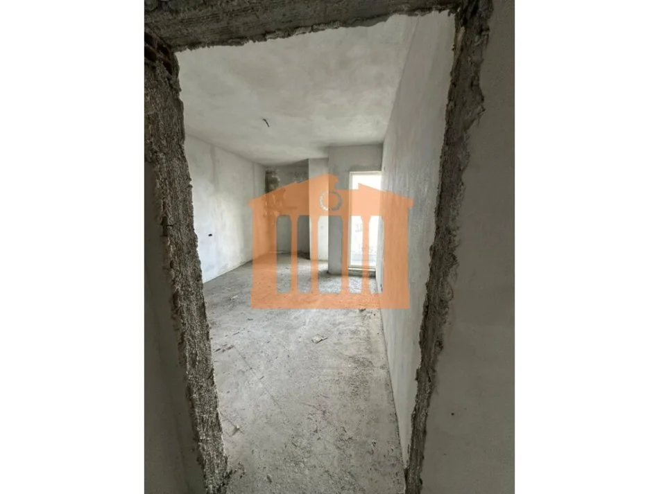 Durres, shitet apartament 2+1+Ballkon Kati 2, 108 m² 75.000 € 