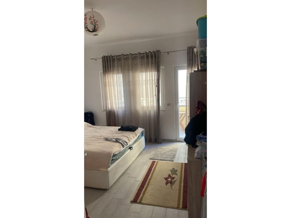 Durres, shitet apartament 1+1+Ballkon Kati 3, 60 m² 90.000 € (Mali i Robit, prane Premium Fafa)
