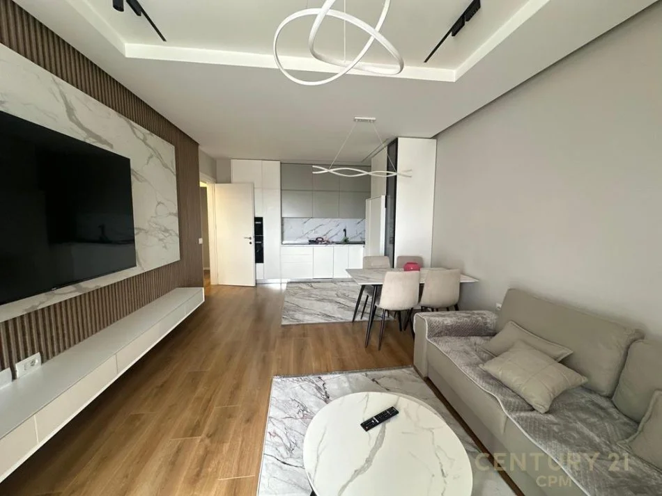 Tirane, jepet me qera apartament 2+1 Kati 8, 103 m² 1.000 € (Porcelan)