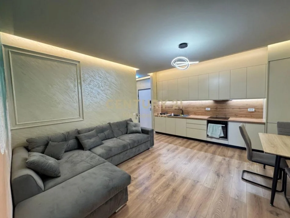 Tirane, shitet apartament 2+1+Ballkon , 72 m² 215.000 € ("Rose Garden Residence")