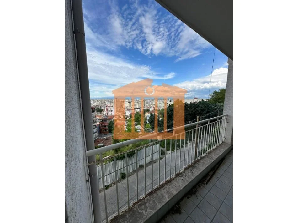 Durres, shitet apartament 2+1+Ballkon Kati 2, 108 m² 75.000 € 