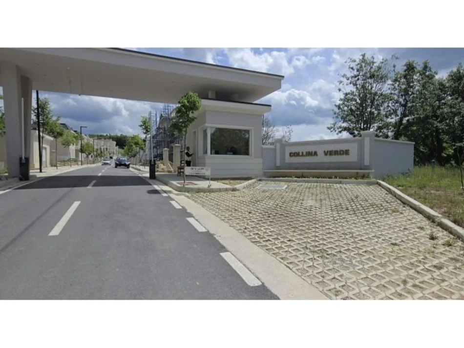 Tirane, shes Vile 3 Katshe , 715 m² 1.600.000 €