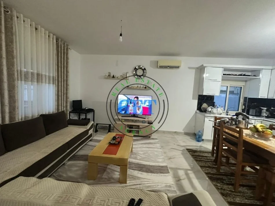 Durres, shitet shtepi 2+1 , 86 m² 105.000 € (Shijak, Durrës)