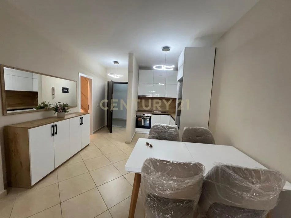 Durres, shitet apartament 2+1 Kati 1, 115 m² 135.000 € (Plazh Hekurudha, Durrës)