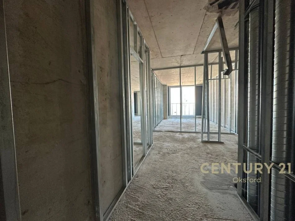 Tirane, shes Apartament 1+1 , 119 m² 560.000 € (Sheshi Skenderbej Qender)